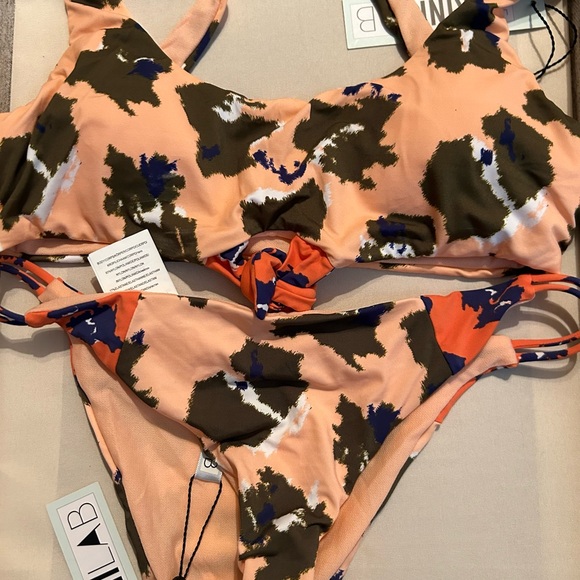 Women’s 2 piece Swimsuit Size small colors peach & brown - Picture 2 of 7